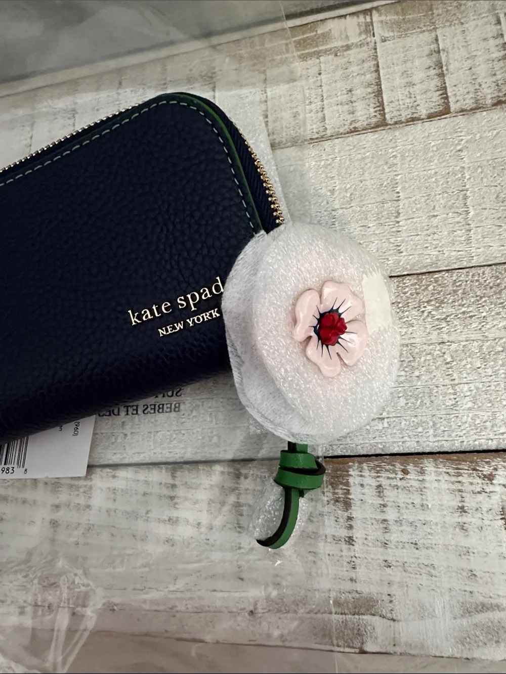 Nwt Kate spade in the garden small slim bifold wallet